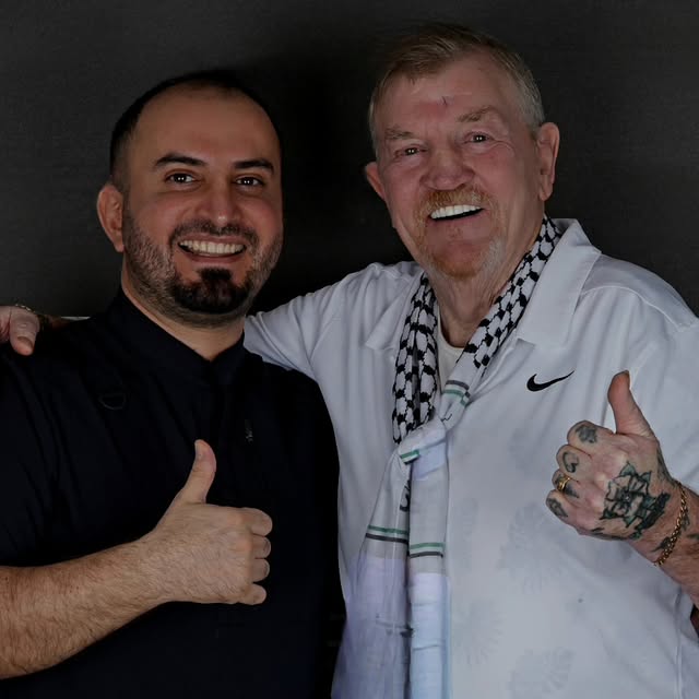 "Happy Patient from the UK 🇬🇧: A smile as strong as a rock, transforming lives with confidence." . . . . #zircadpirme #ivoclar #dentaltreatmentturkey 